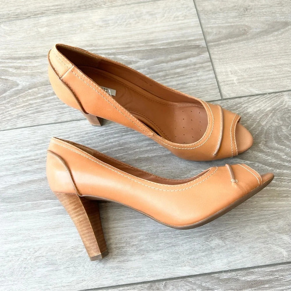 Geox Marie Claire  High Pump in Camel - Picture 2 of 15